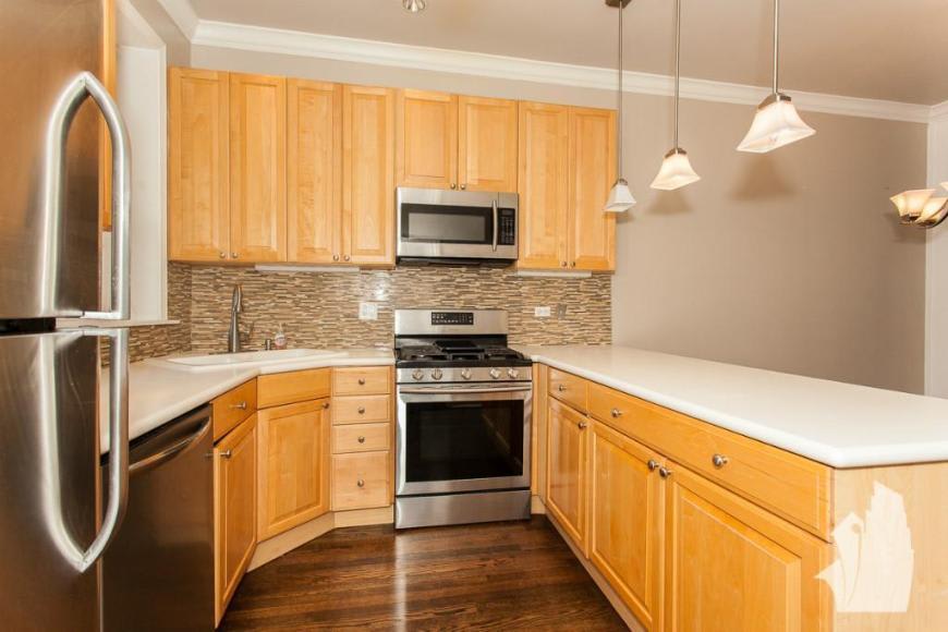 3848 N Southport – photo 2
