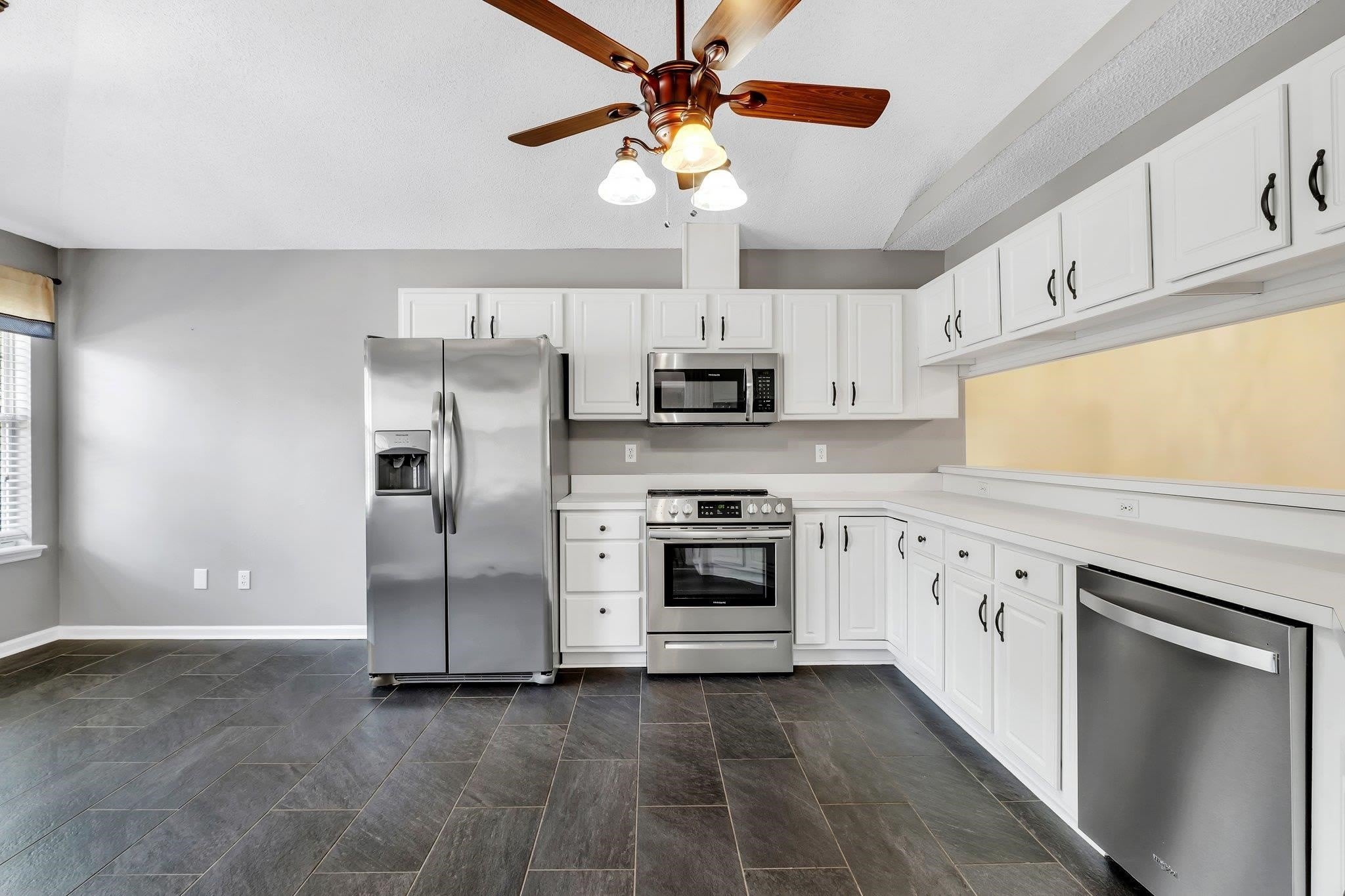 2025 Ascot Way – photo 5