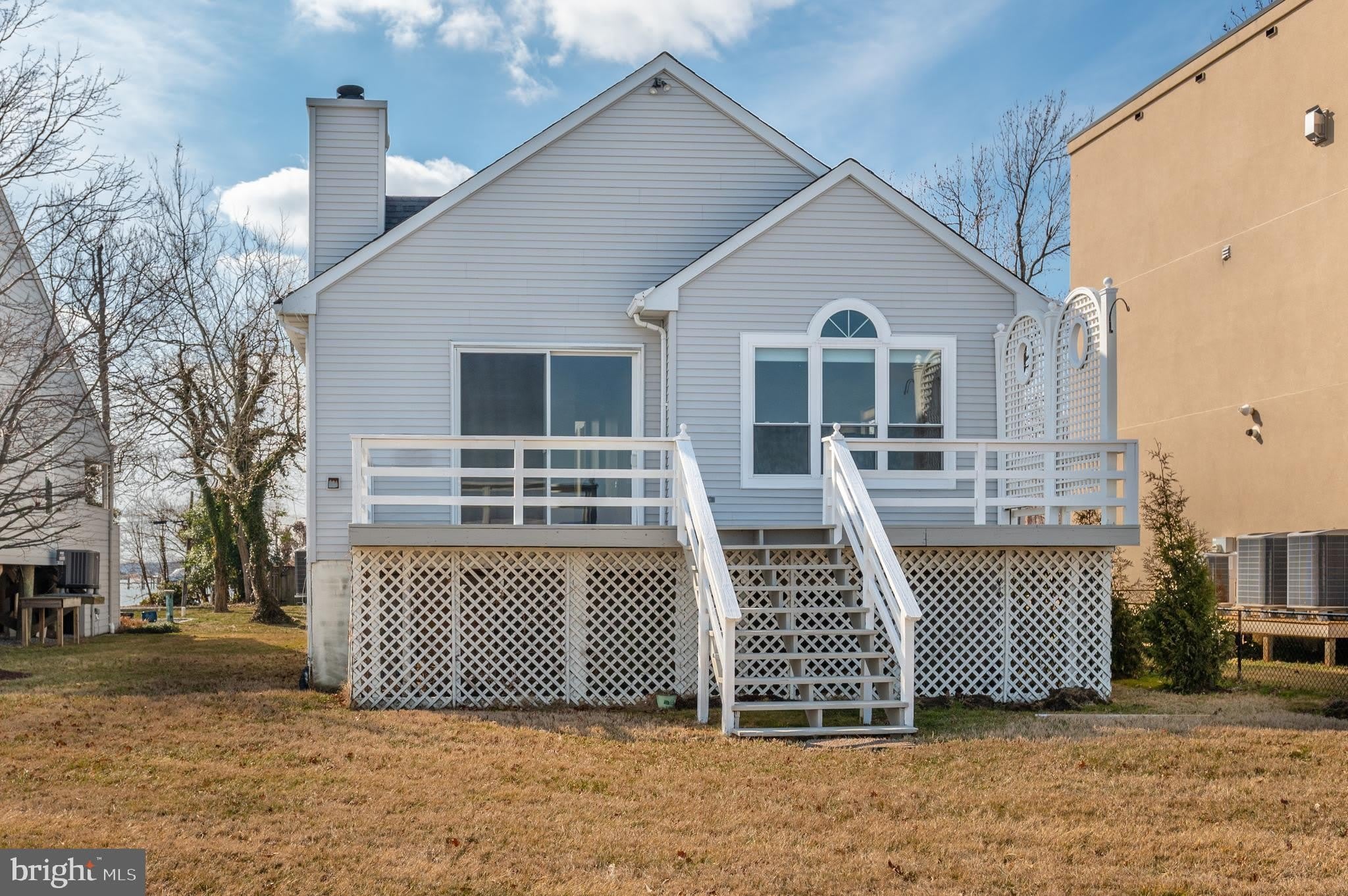 3563 NARRAGANSETT Avenue – photo 2