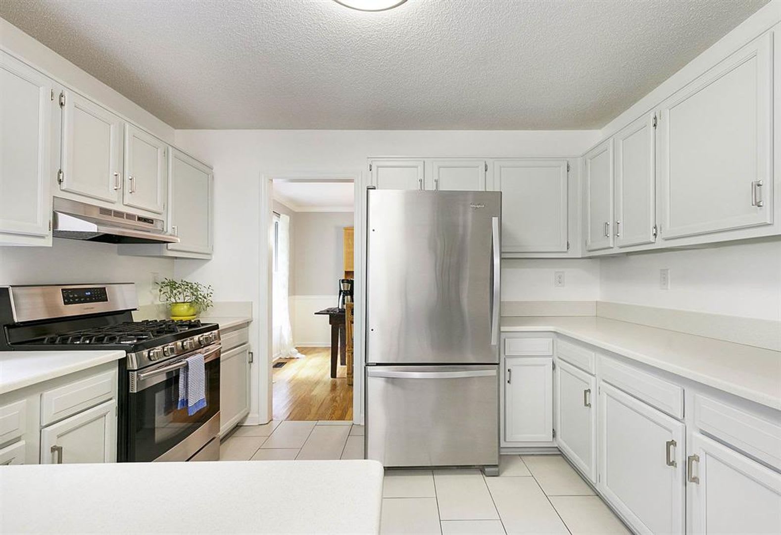 WOW! Charming 3 bedroom 2.5 bath home in the Northgate School District! Must See! – photo 3