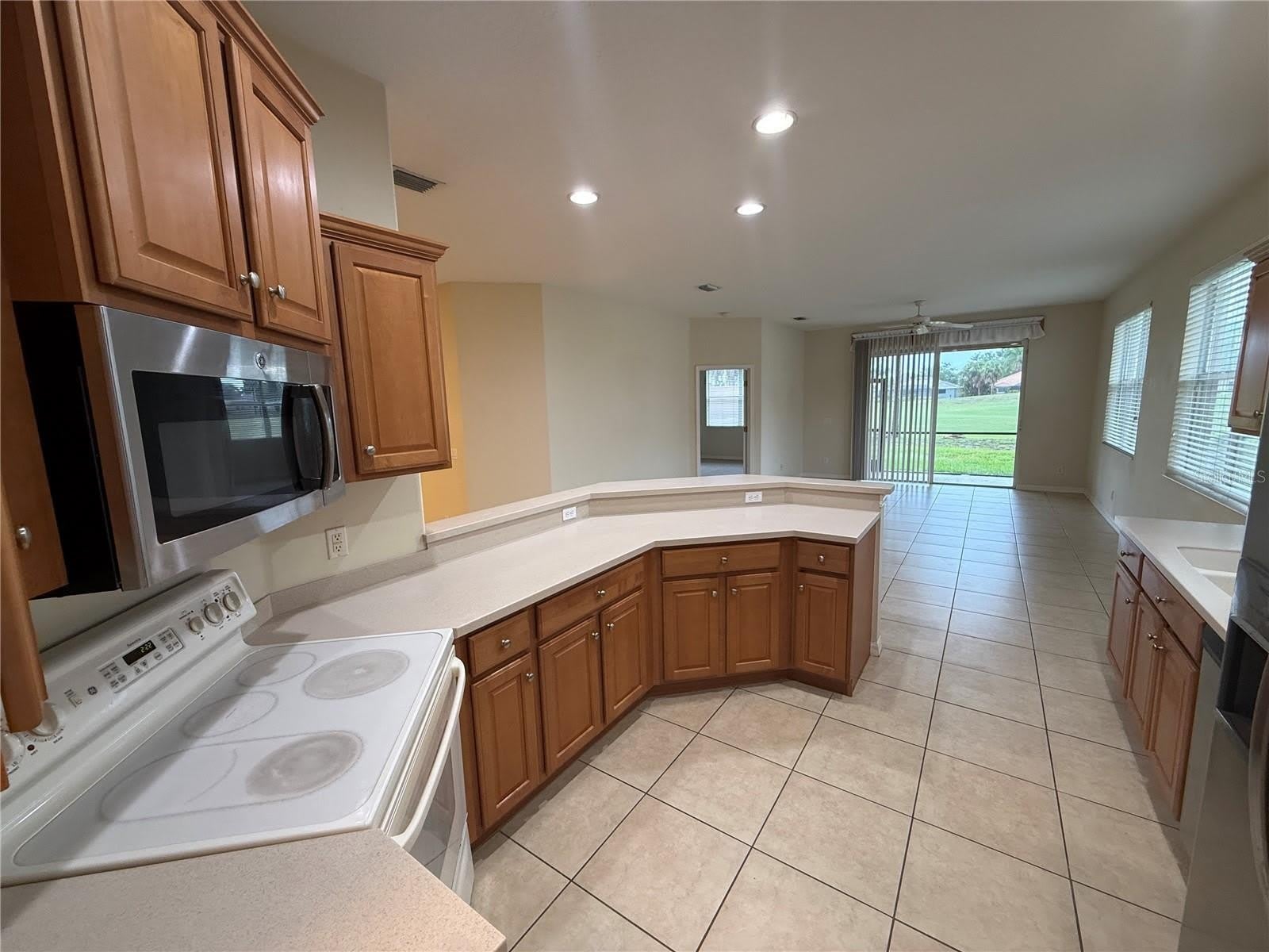 342 FAIRWAY ISLES Lane – photo 3