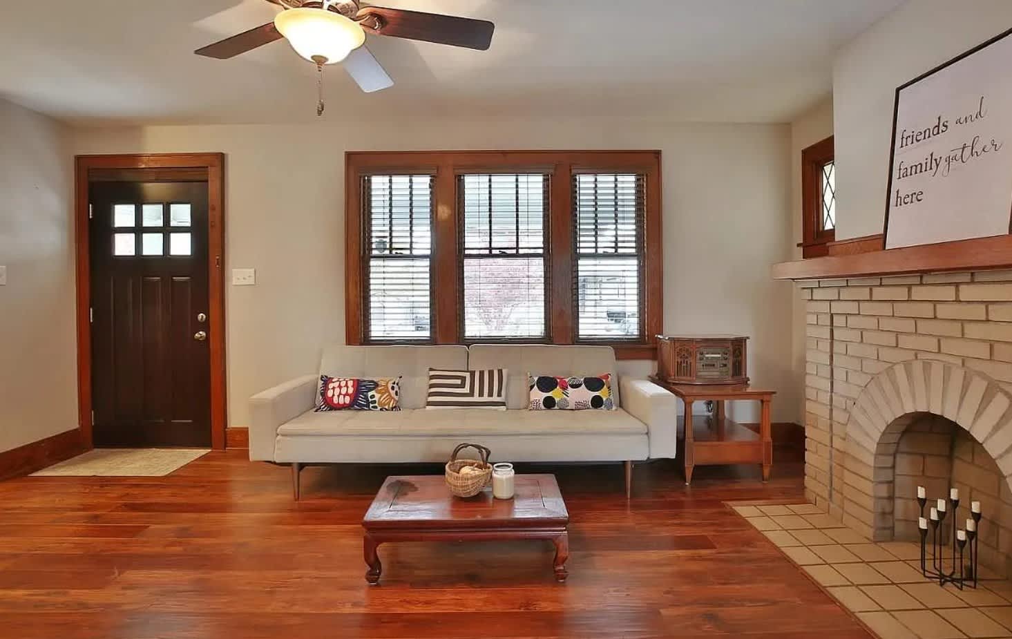 335 East Moler Street – photo 5