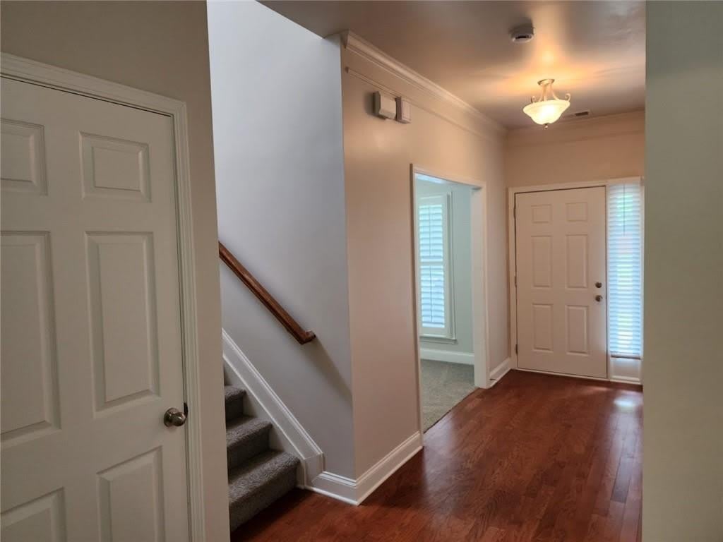 465 Roland Manor Drive – photo 3