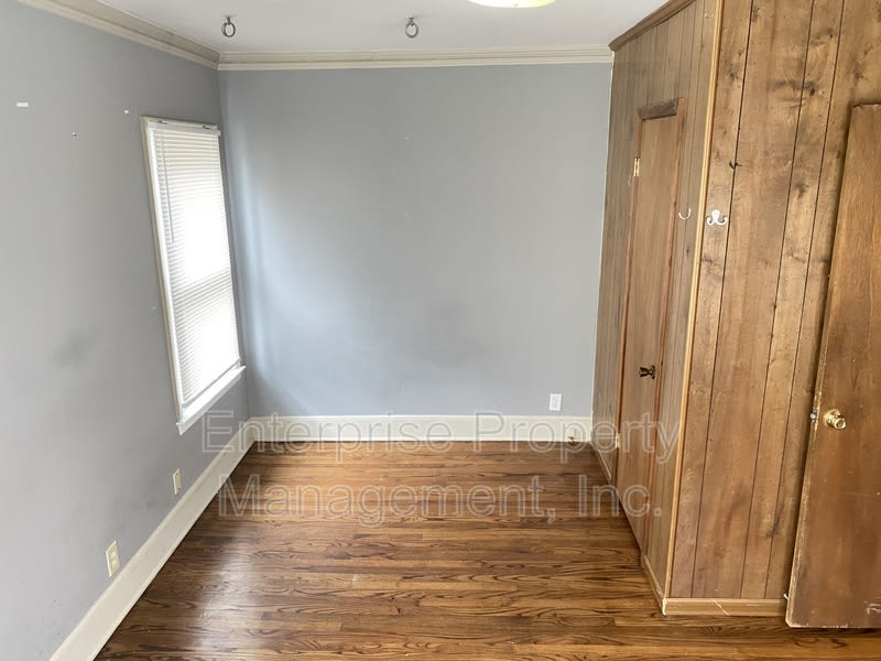 605 Houston St. – photo 5