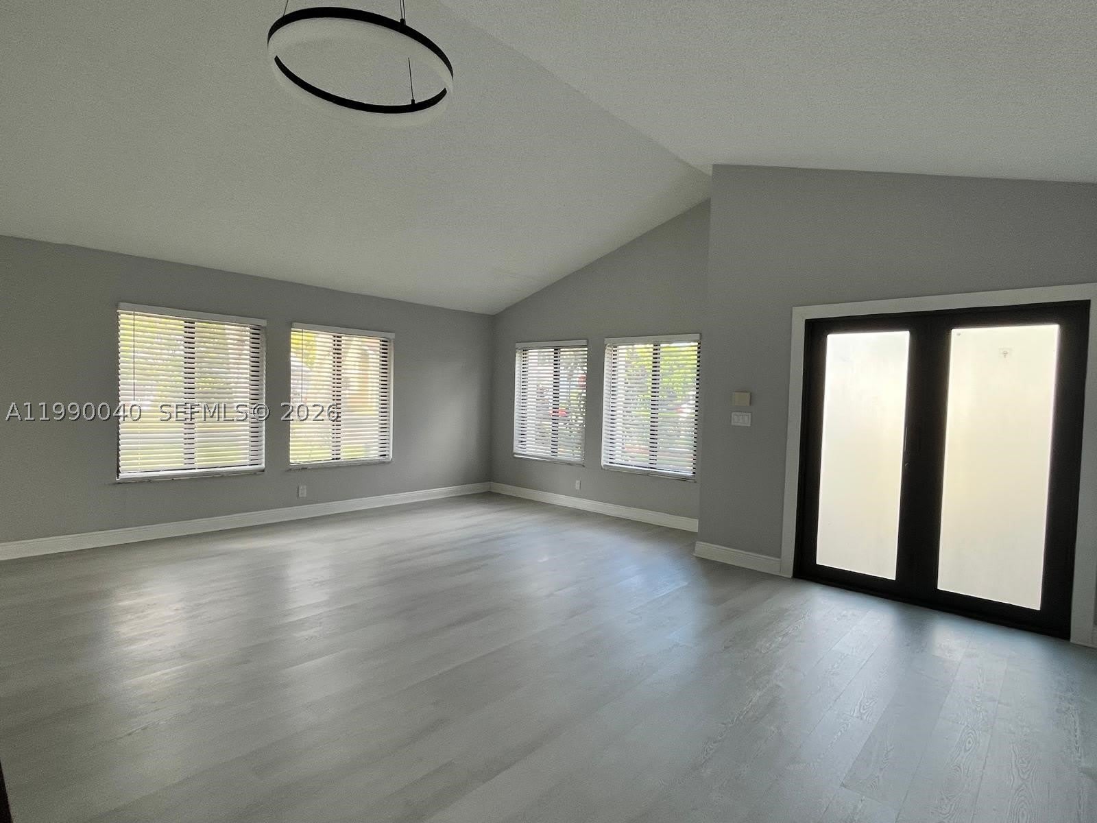 3931 SW 84th Ter – photo 4
