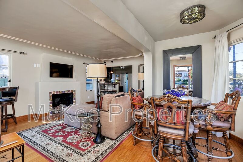 900 E Avenue – photo 4