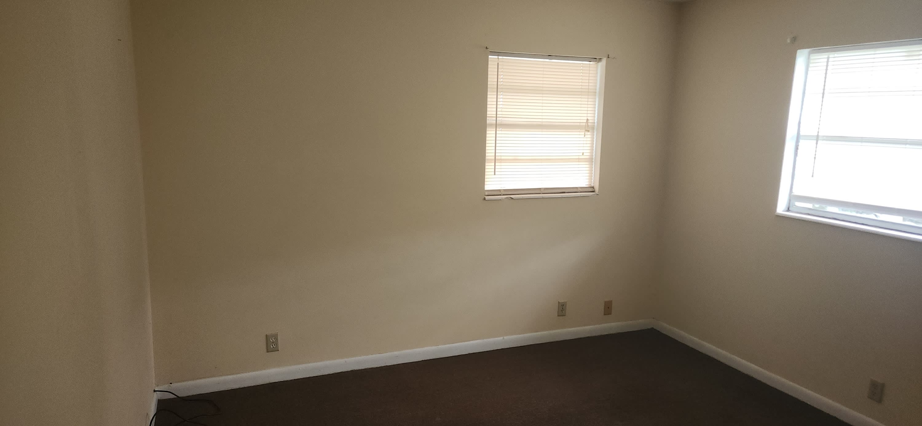 303 Oleander Drive – photo 5
