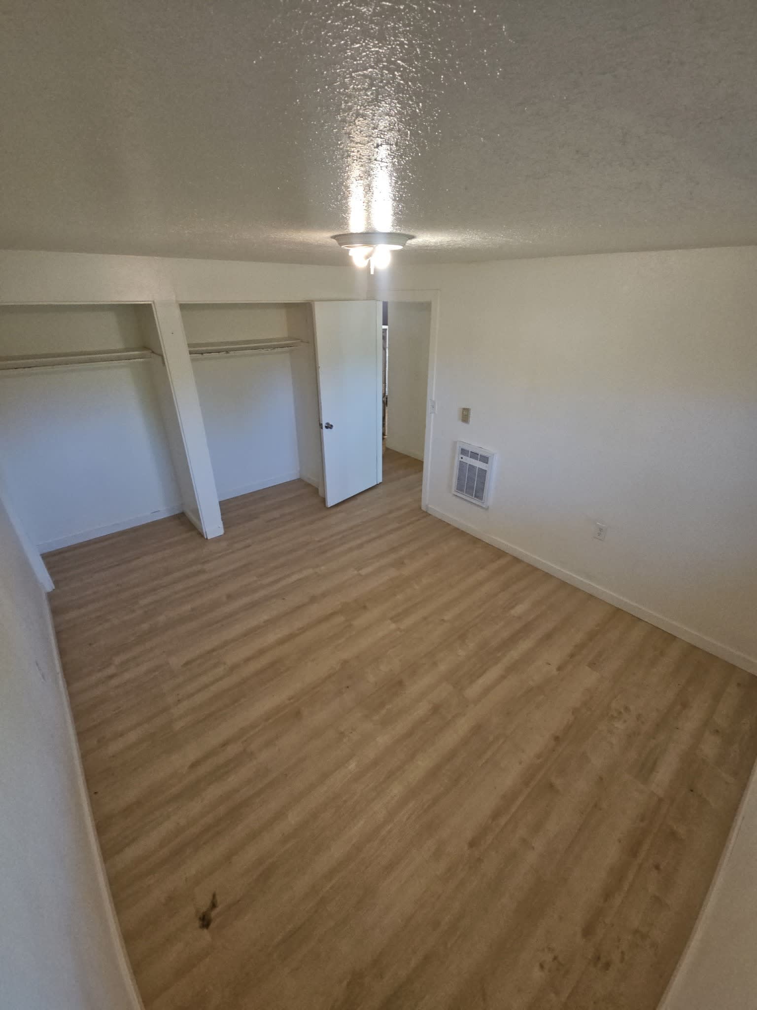 1316 E Poplar St – photo 5