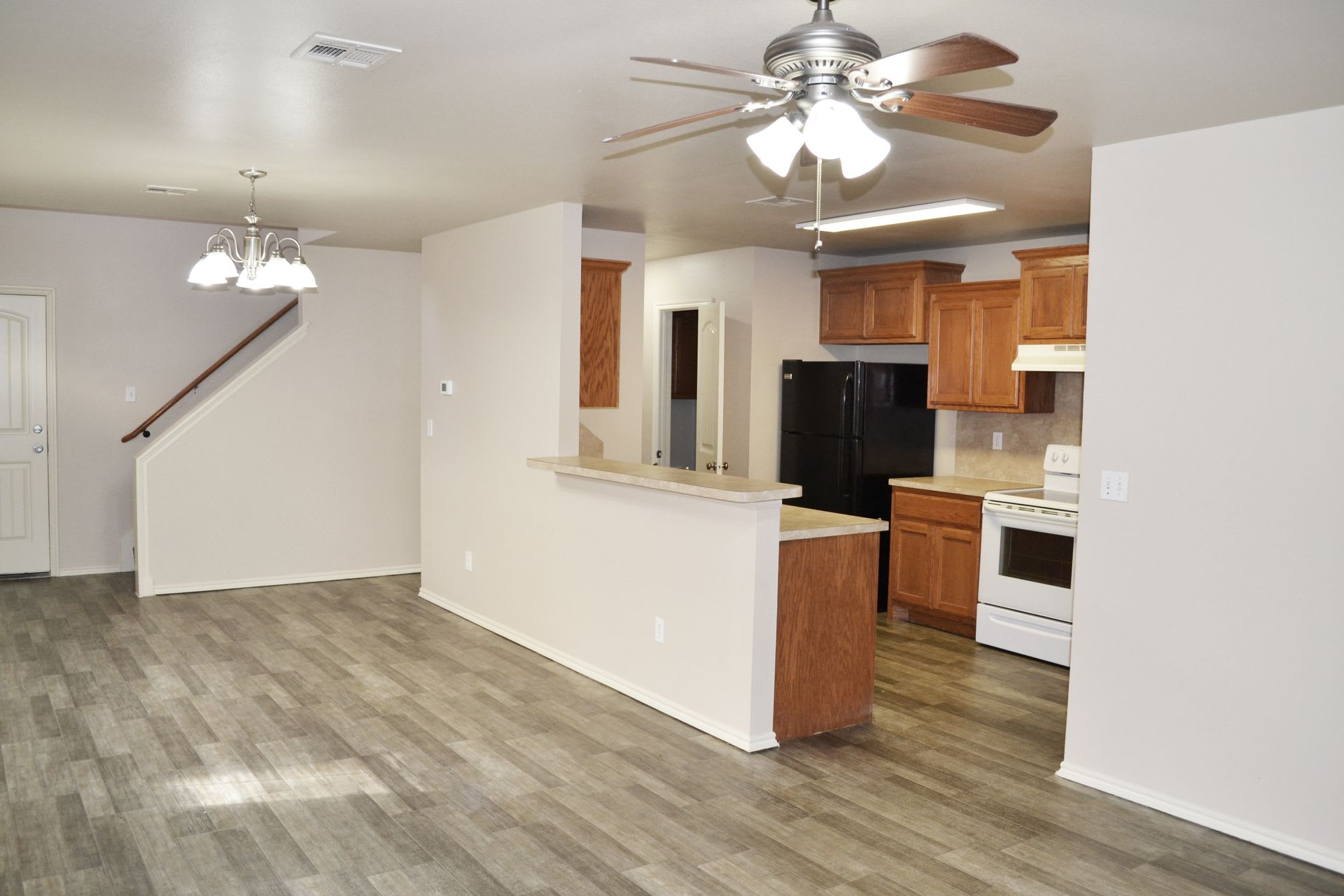 Sydney Court Townhomes – photo 5