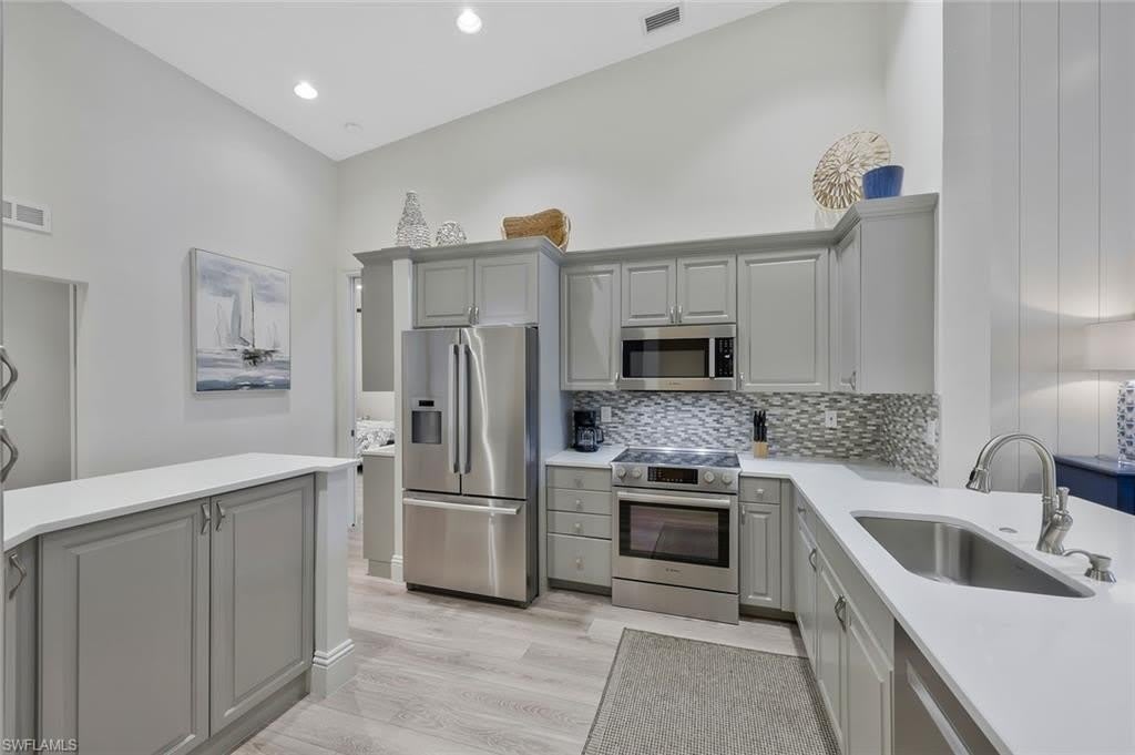 831 Sailaway Ln – photo 5