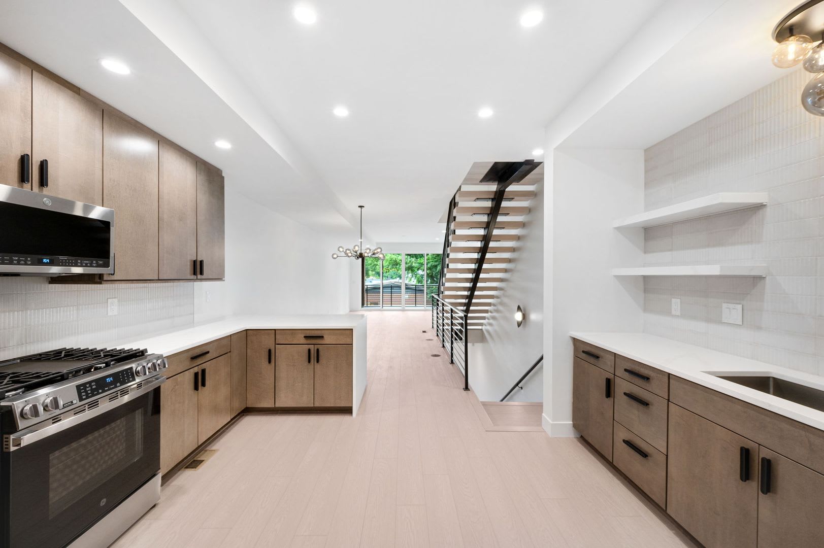 Brand-New 4BD, 4.5BA Wheat Ridge Townhome with Optional Private Studio – photo 2