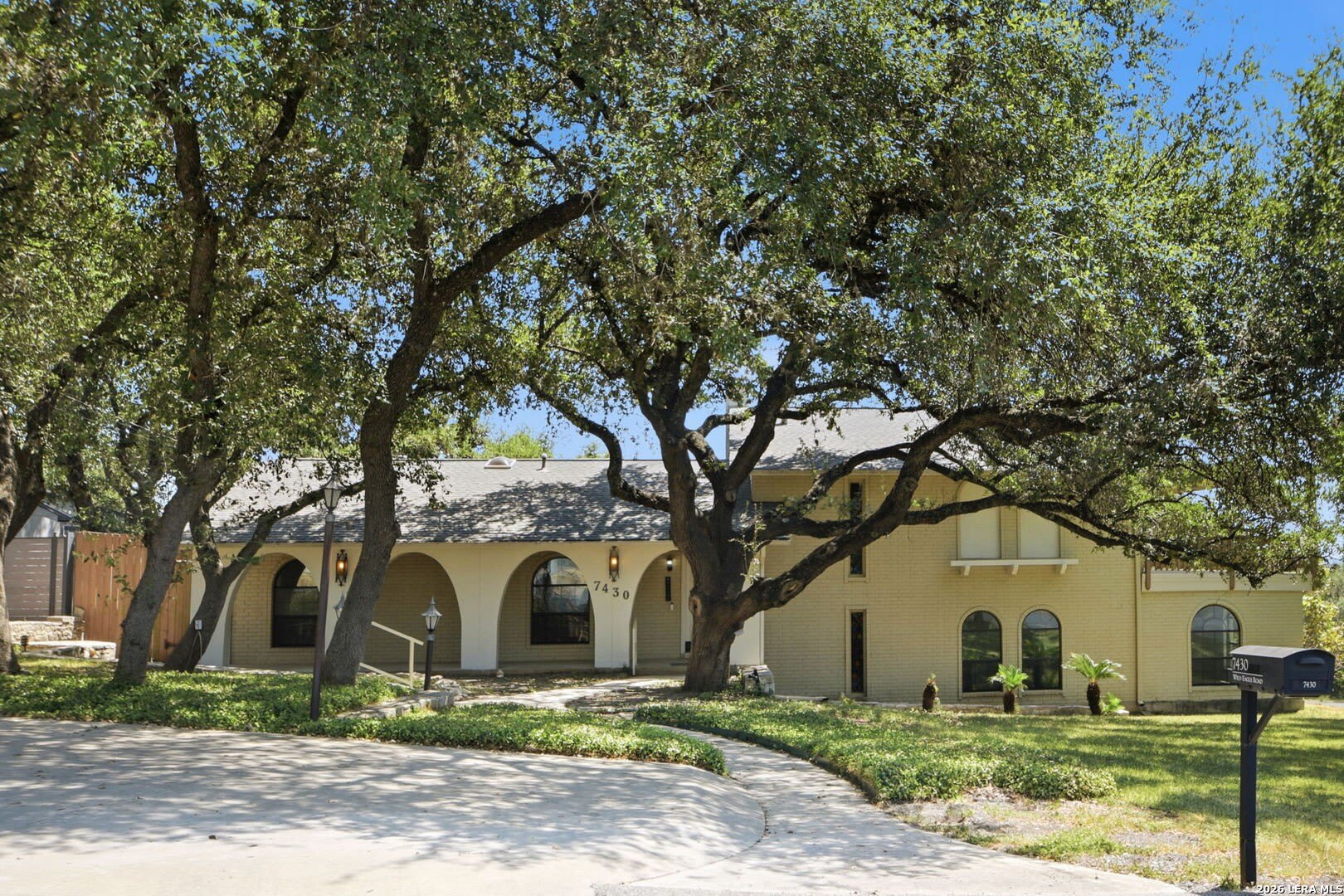7430 Wild Eagle St – photo 1