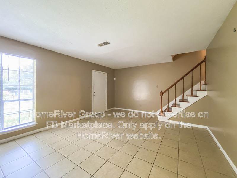 5751 Myers Rd – photo 3