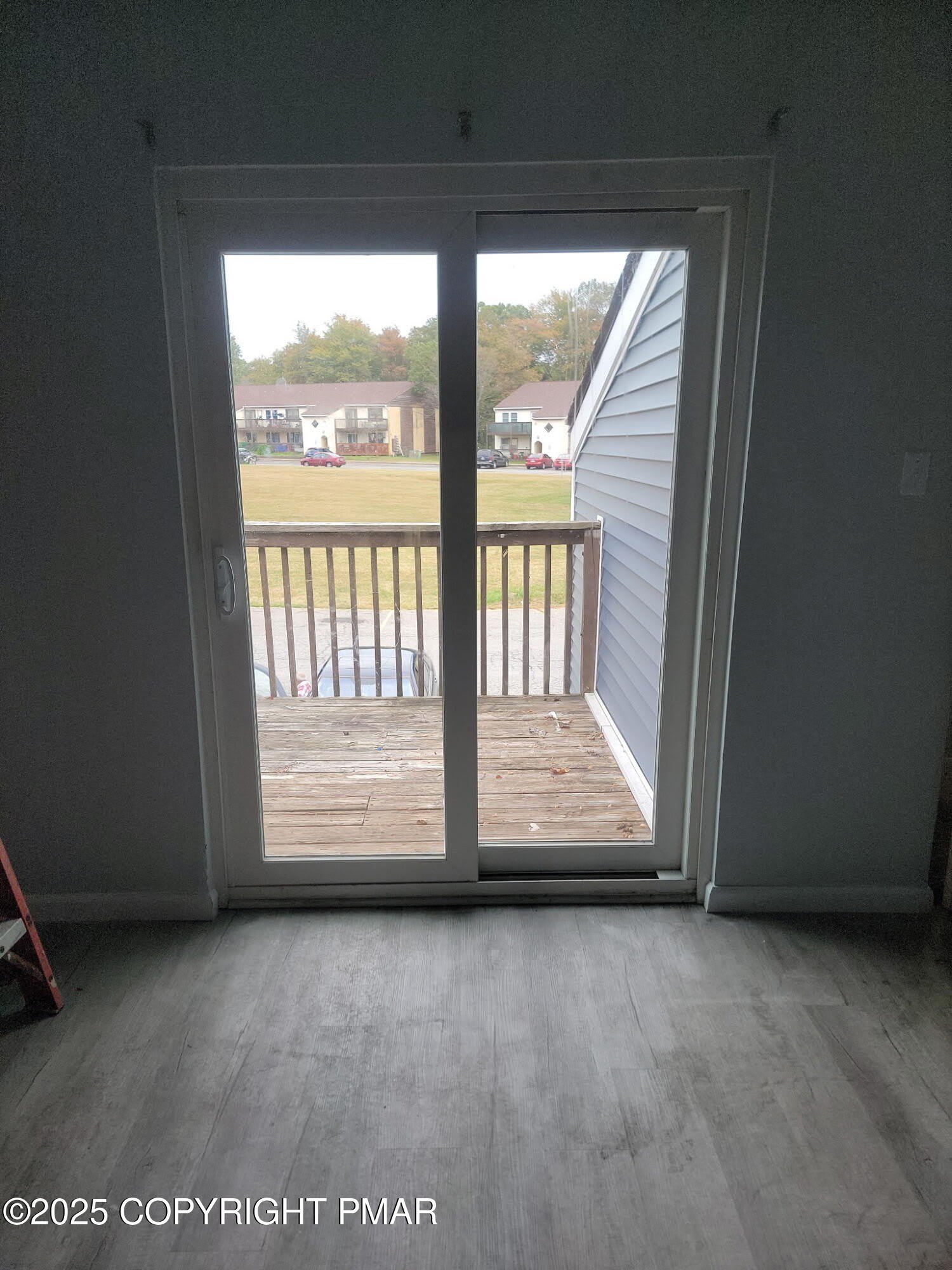 151 Snowshoe Court – photo 3