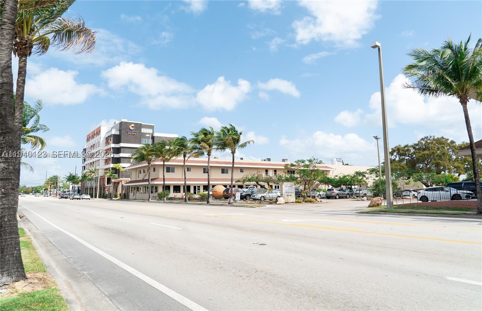 236 N Federal Hwy – photo 1