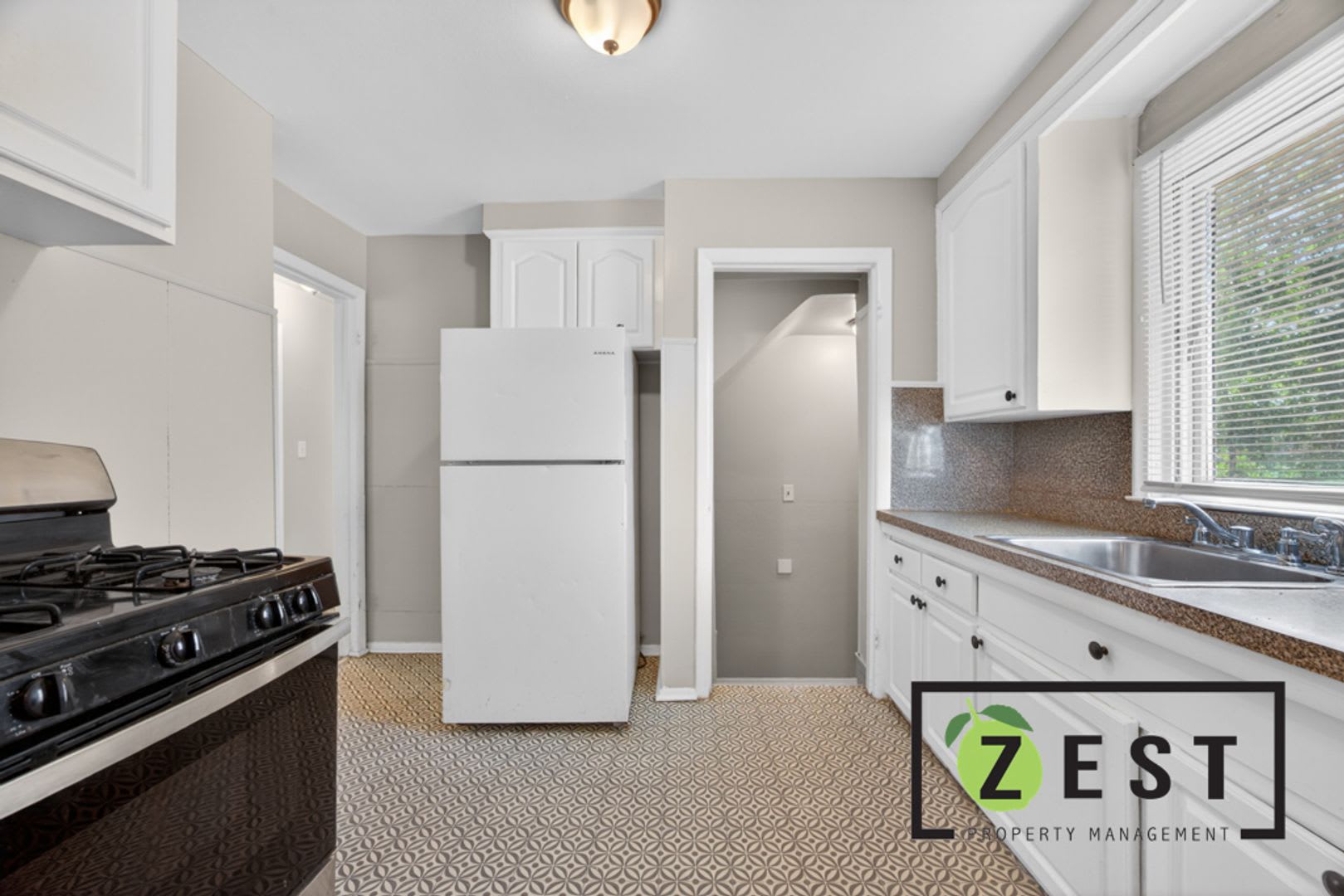 Affordable 3 BED 1 BATH Bungalow Home! – photo 5