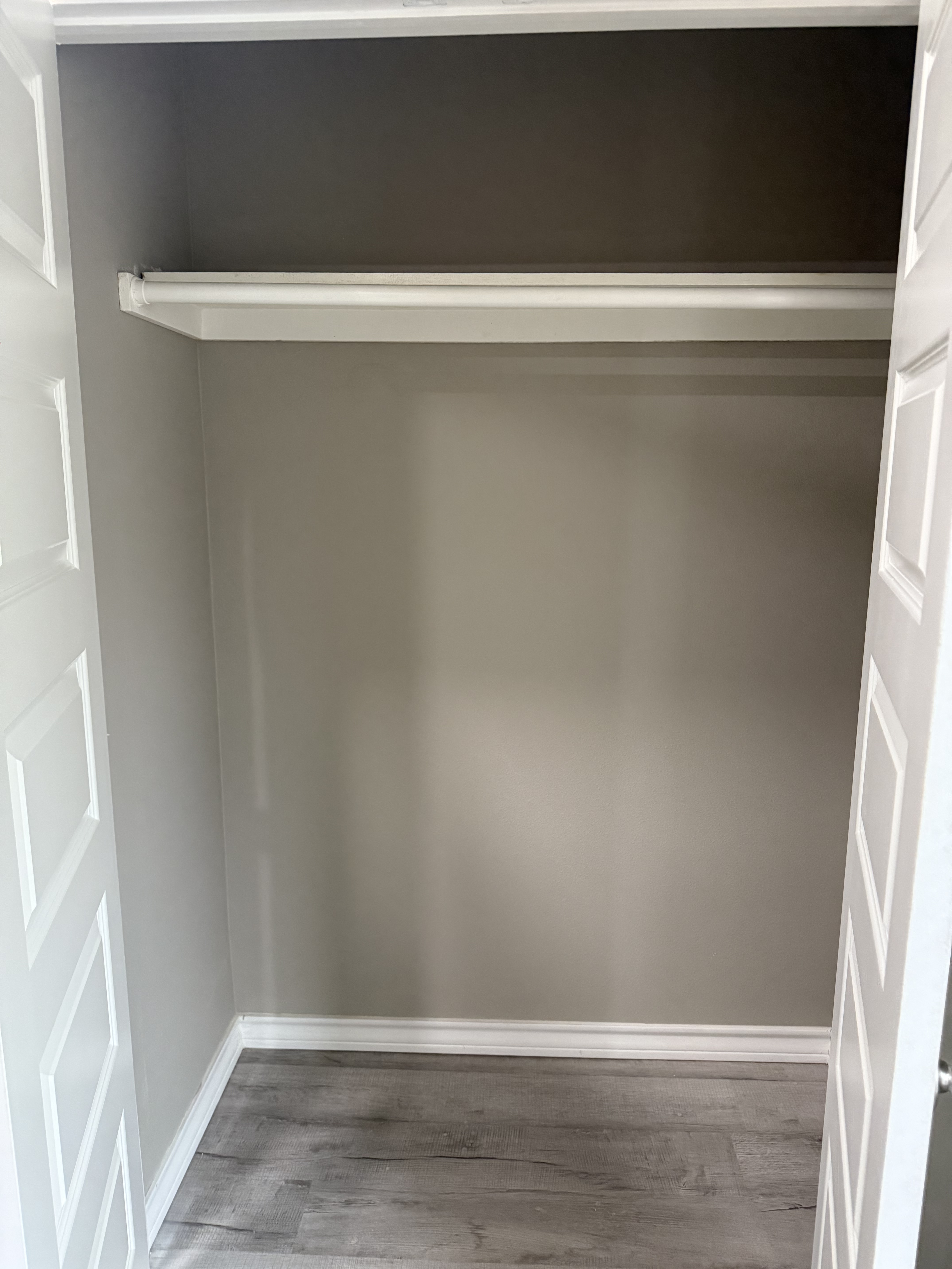 709 E Jackson St – photo 3