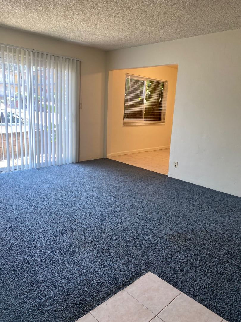 Sierra Vista Apartments 500 And 510 E Foothill Blvd – photo 4
