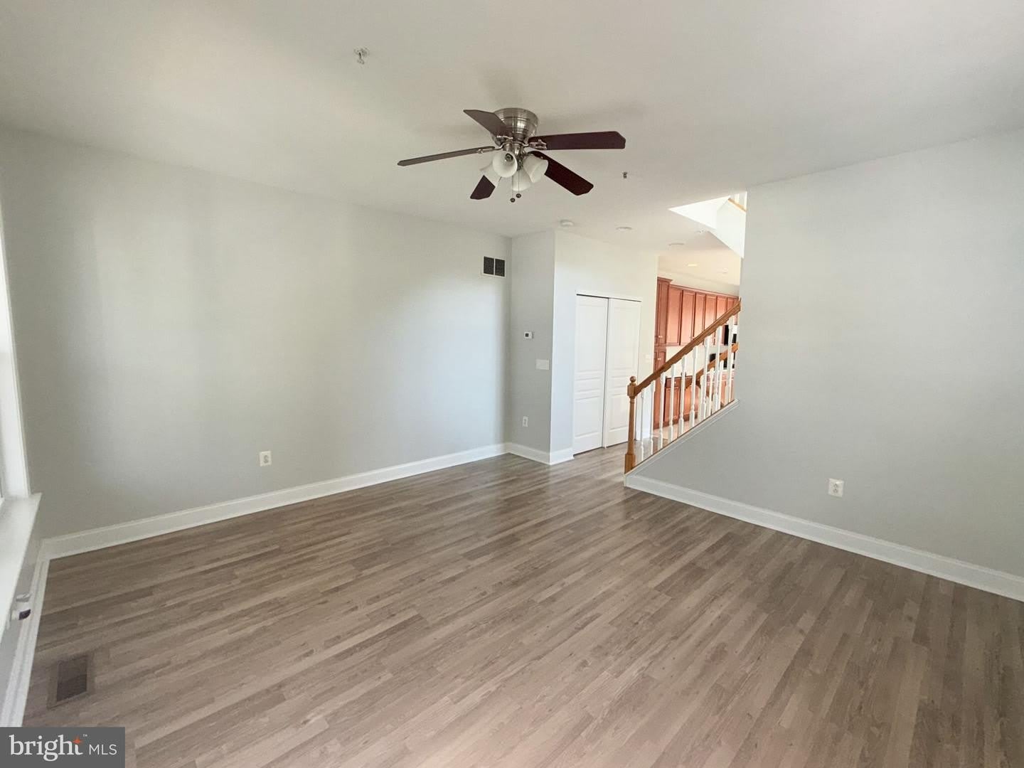 8 MECHANIC ST – photo 4