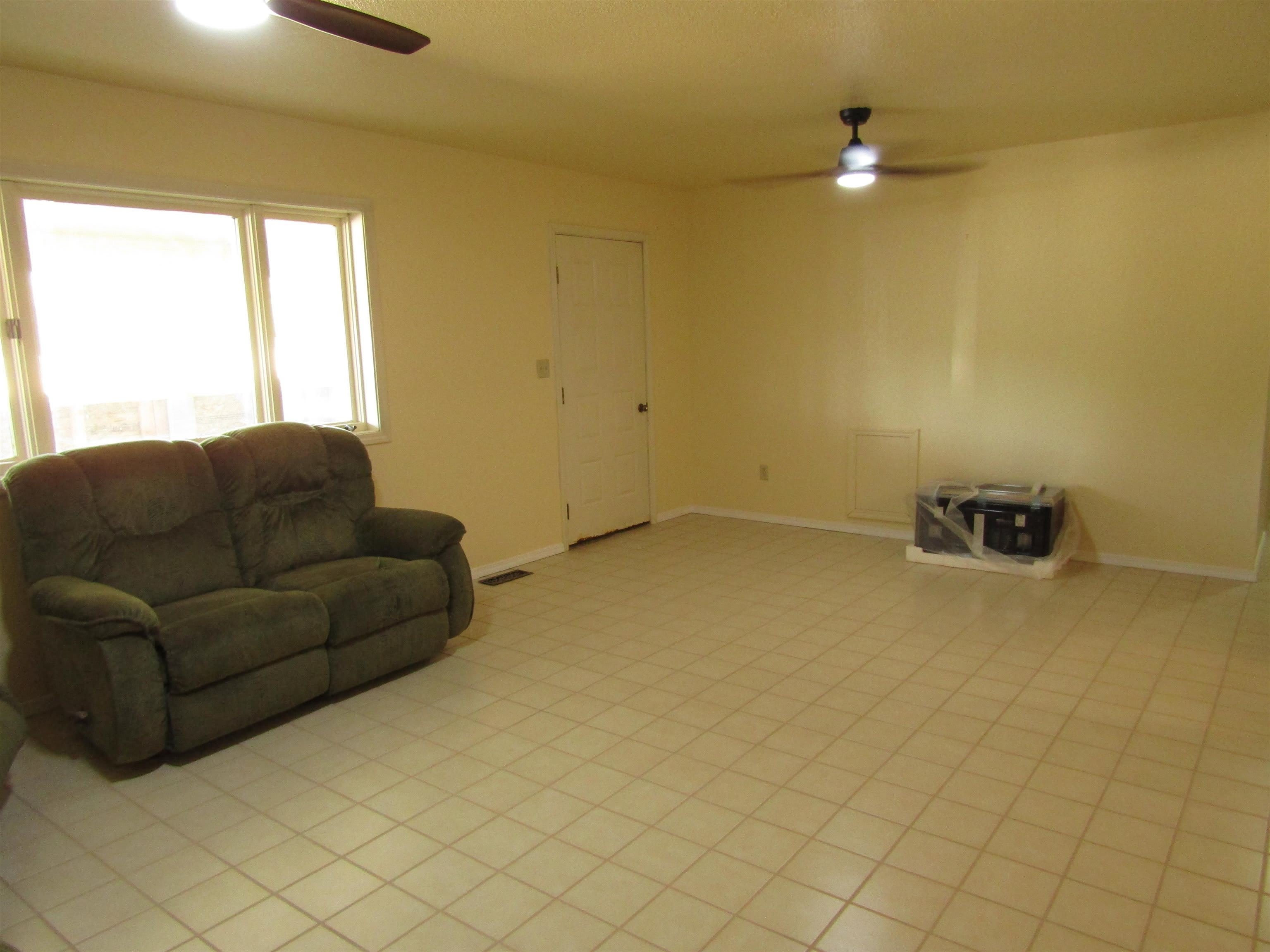 1120 Clearwater Road – photo 4