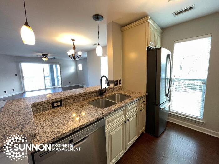 18795 Vineyard Point Lane – photo 3