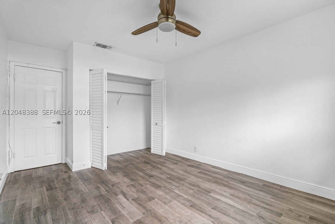 260 NW 19th St – photo 4