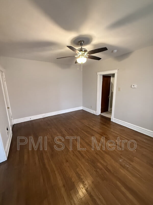 3931-3933 Oregon Ave – photo 3