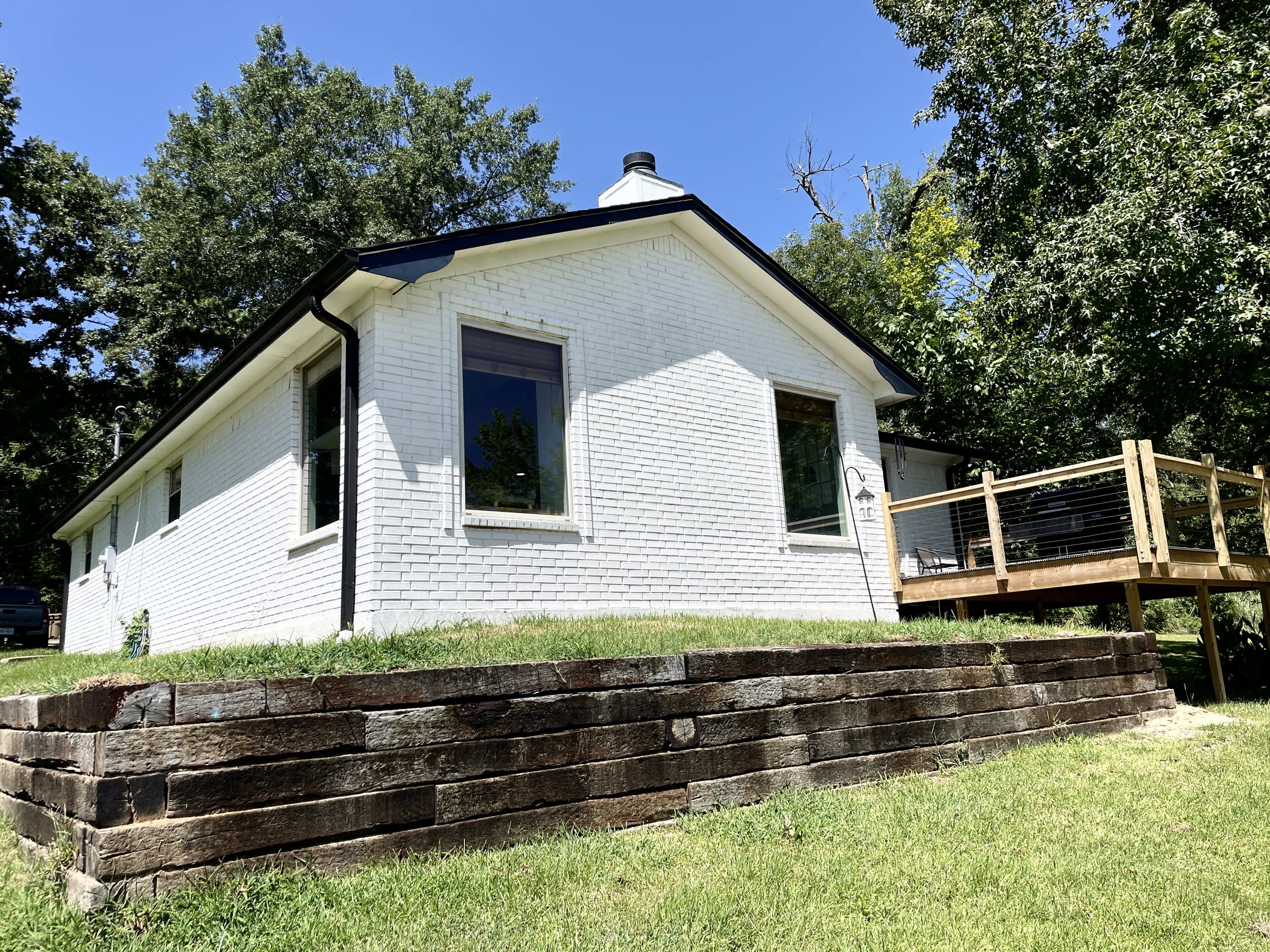 22733 Creekwood Drive – photo 1