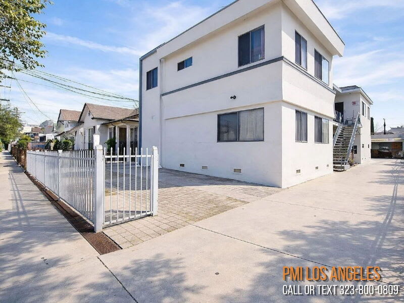 1224 South Normandie Avenue – photo 1