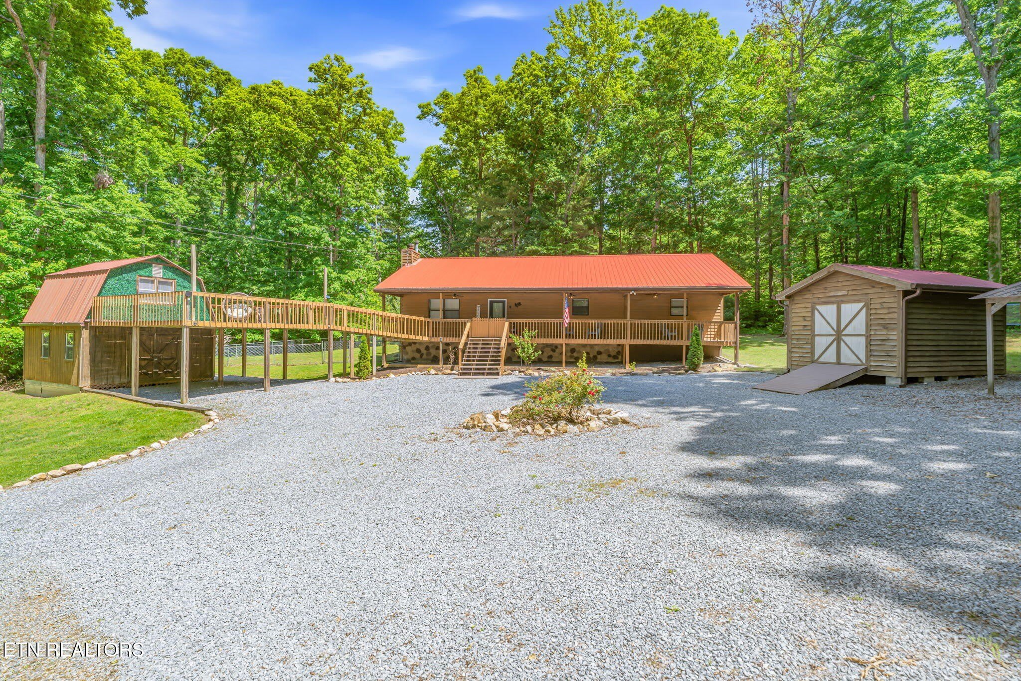 3394 Laurelwood Rd – photo 1