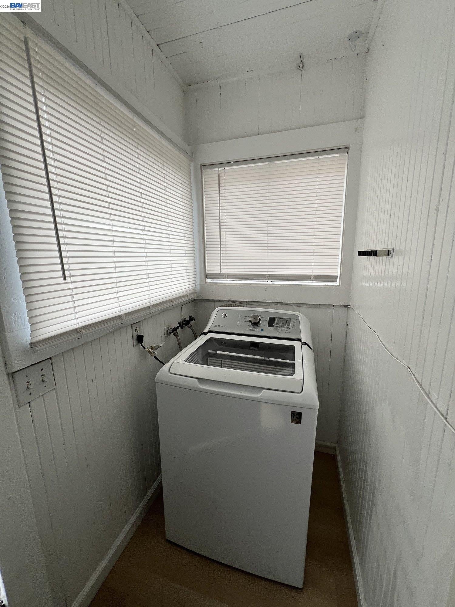 1910 Marin St – photo 4
