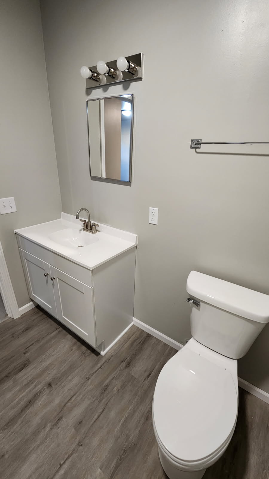 317 Washington St – photo 3