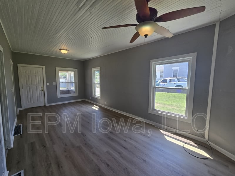 1806 M Street Southwest – photo 5