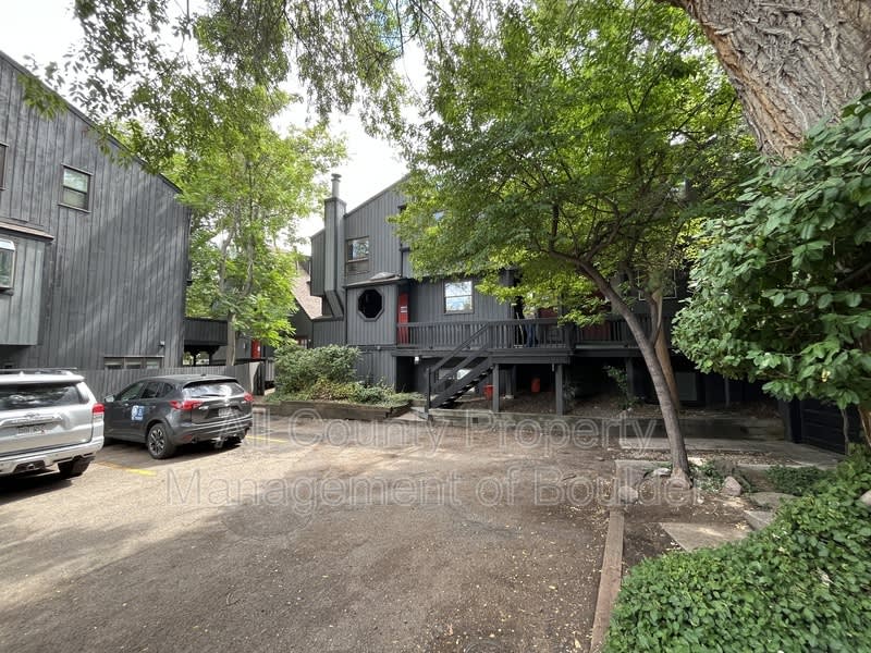 2155 S. Walnut – photo 2