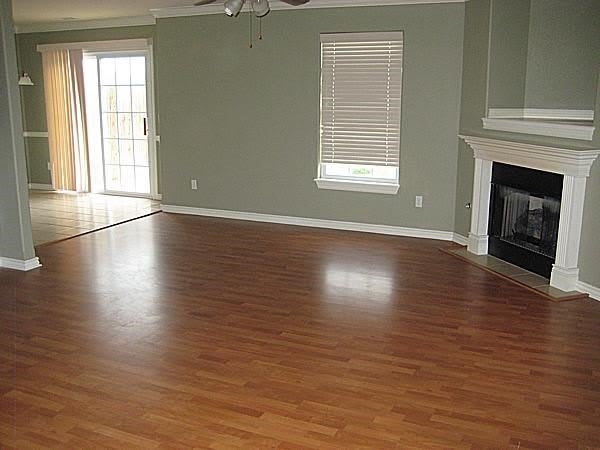 1015 Oakwood Lane – photo 4
