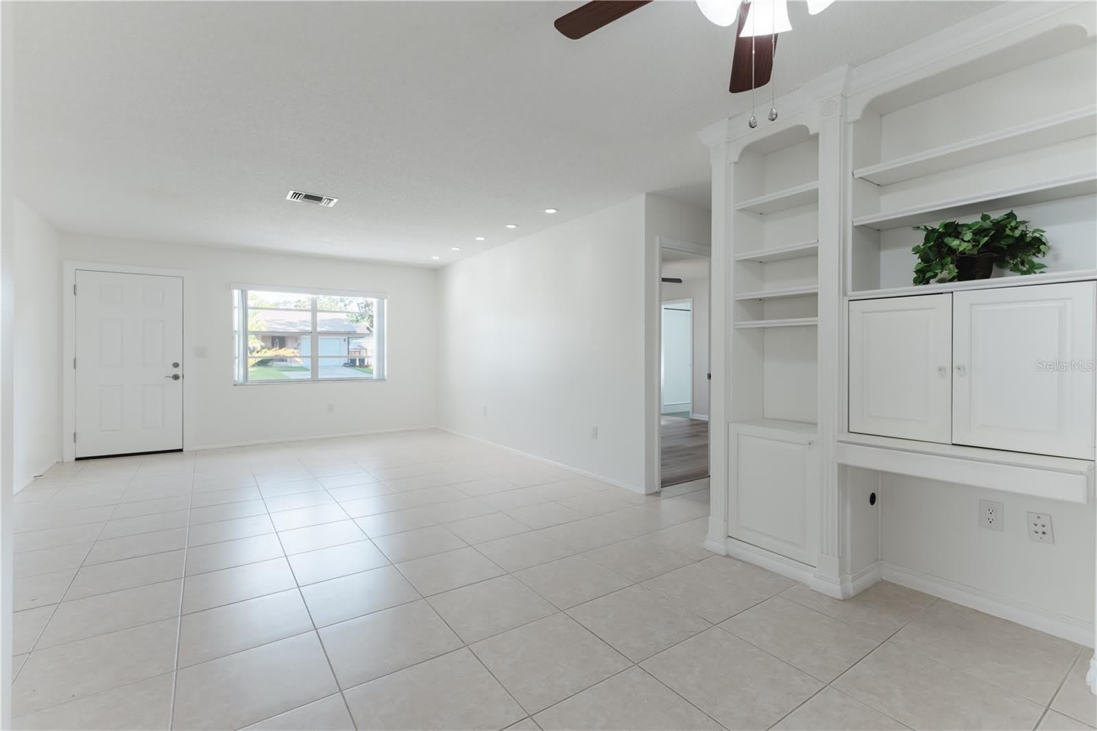 6520 Meadowbrook Lane – photo 5