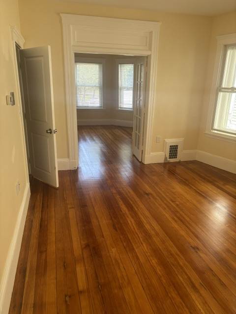 901 Saratoga Street – photo 4