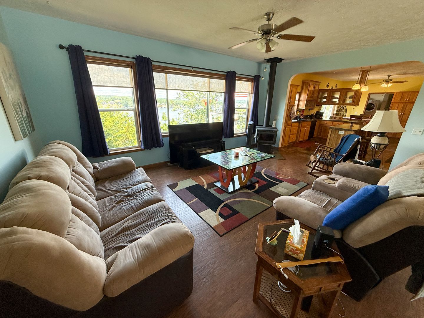 Fully Furnished Lakefront Home with Private Dock – photo 2
