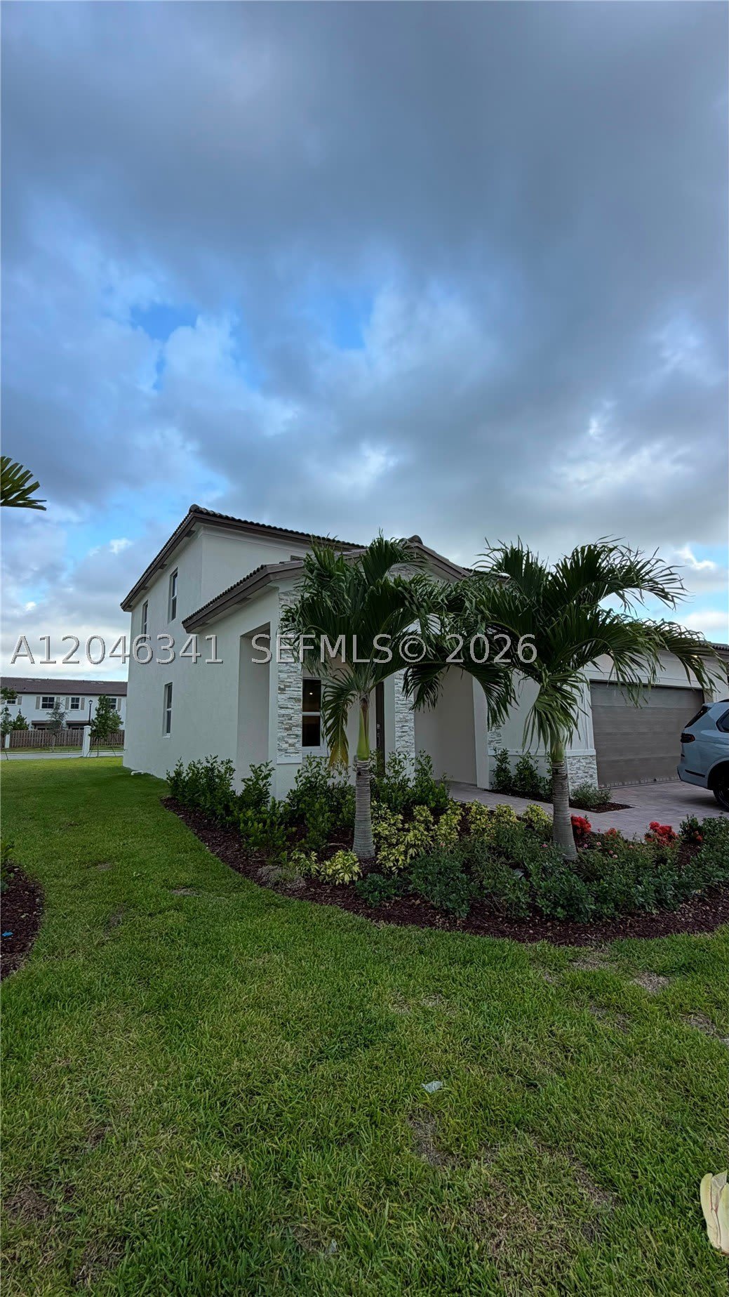 2475 SE 29th Dr – photo 1