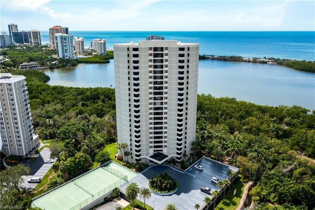 5555 Heron Point Drive – photo 1