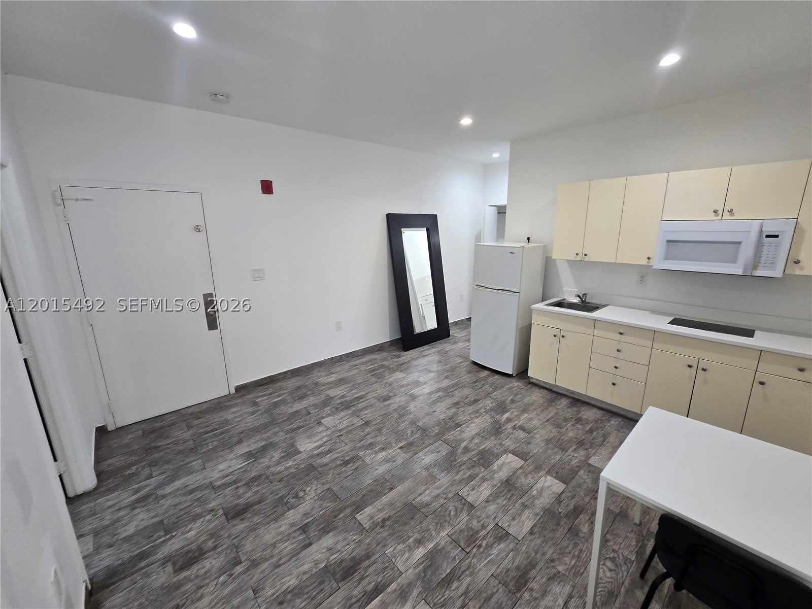 1345 Pennsylvania Ave – photo 5
