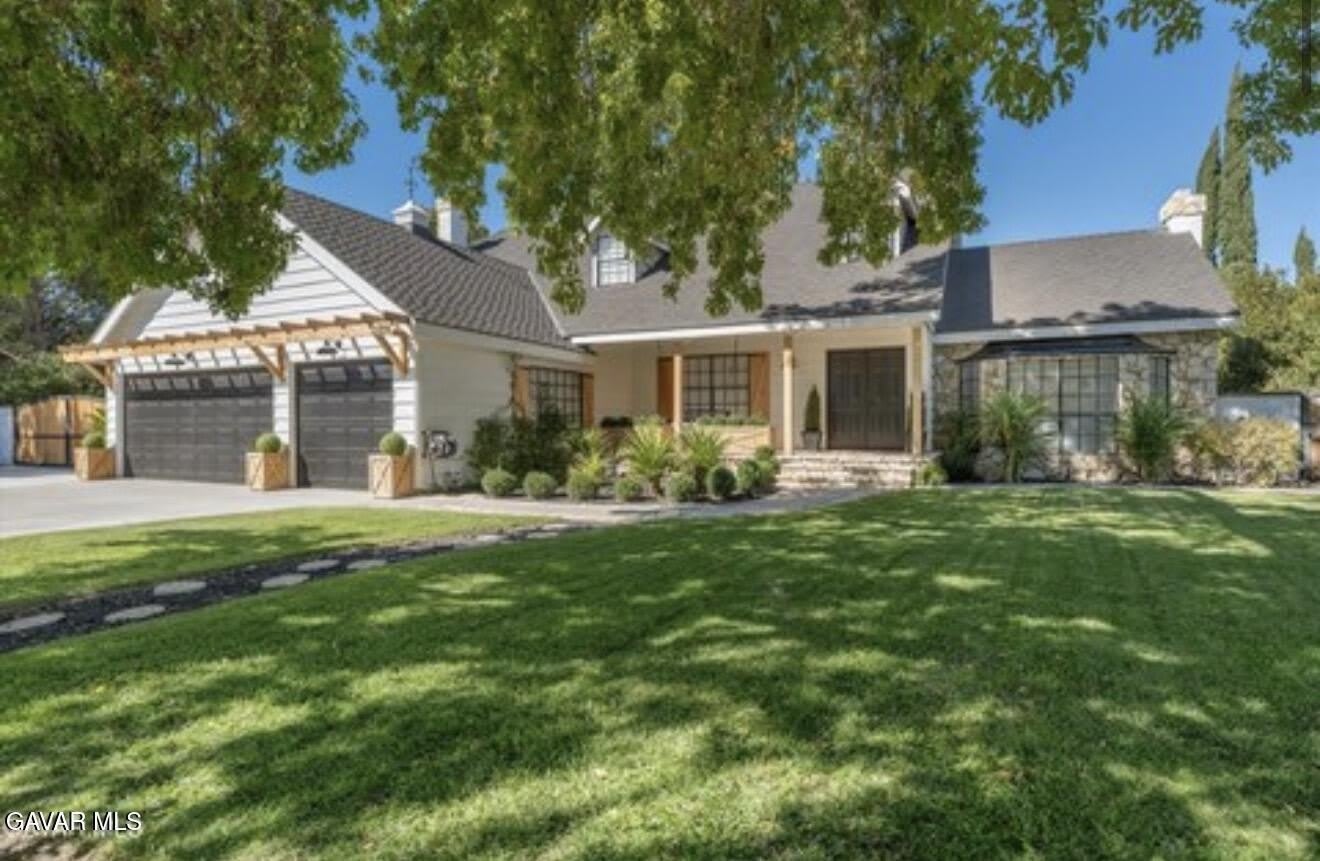 2729 Parton Circle – photo 1