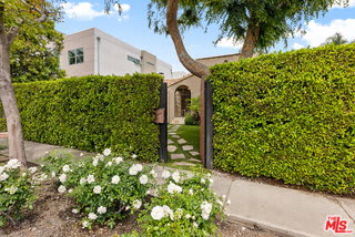 708 Westbourne Drive – photo 2