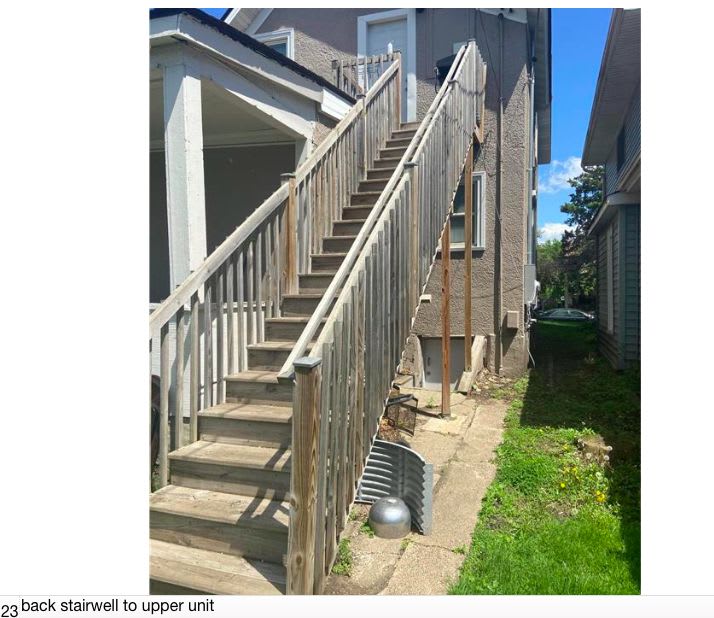 1095 12th Avenue Southeast – photo 4