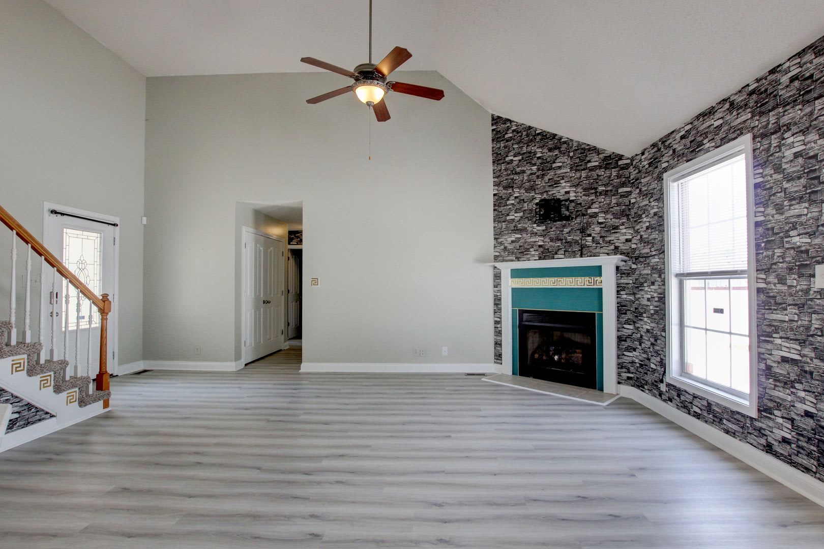 Beautiful 3 bedroom with bonus room in Arbour Greene South – photo 4