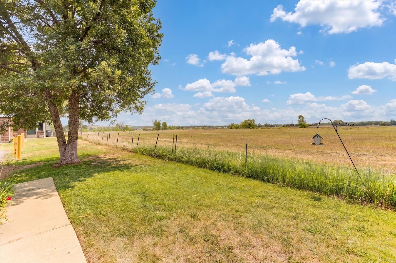 Views, Garage, End Unit Townhome – photo 4