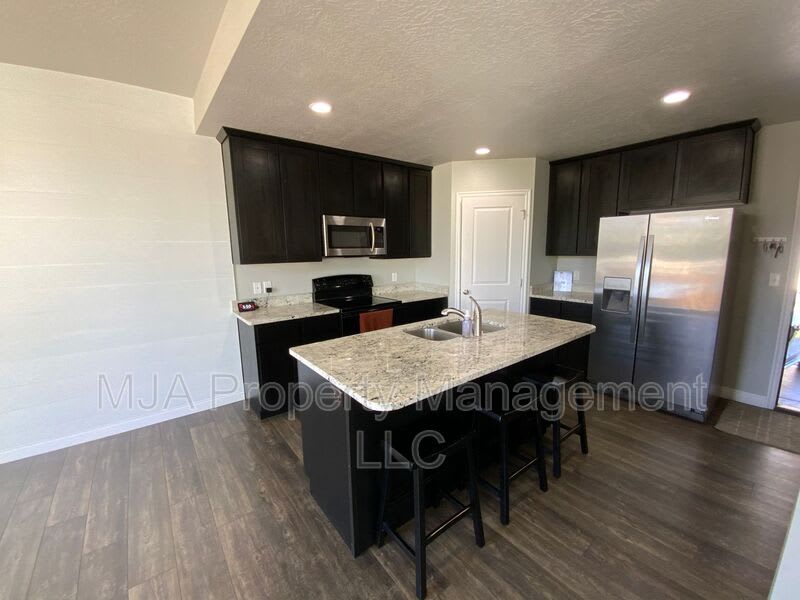 5549 West Dornton Court – photo 5