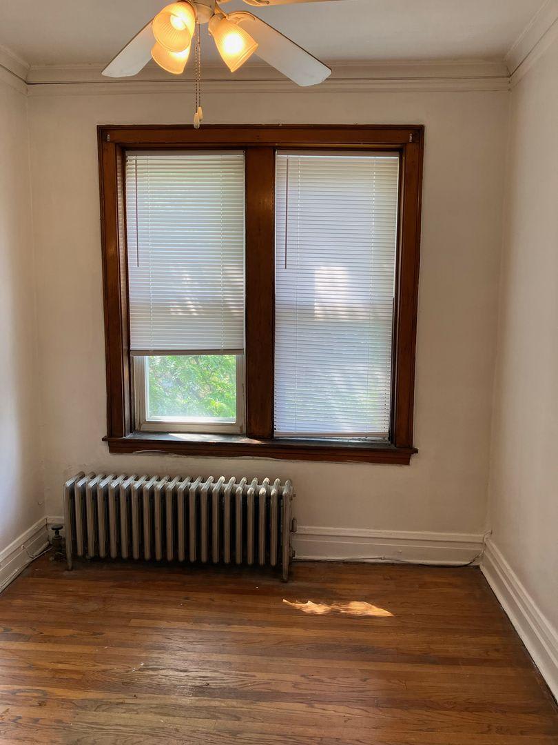 4830 West Addison St – photo 3