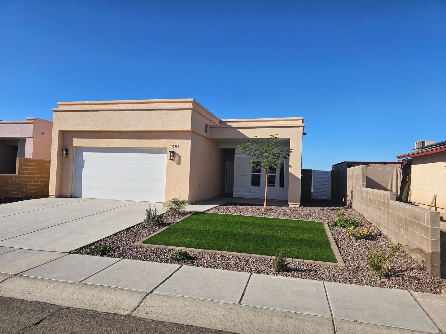 New San Luis AZ Rental with landscaping and fenced lot – photo 3