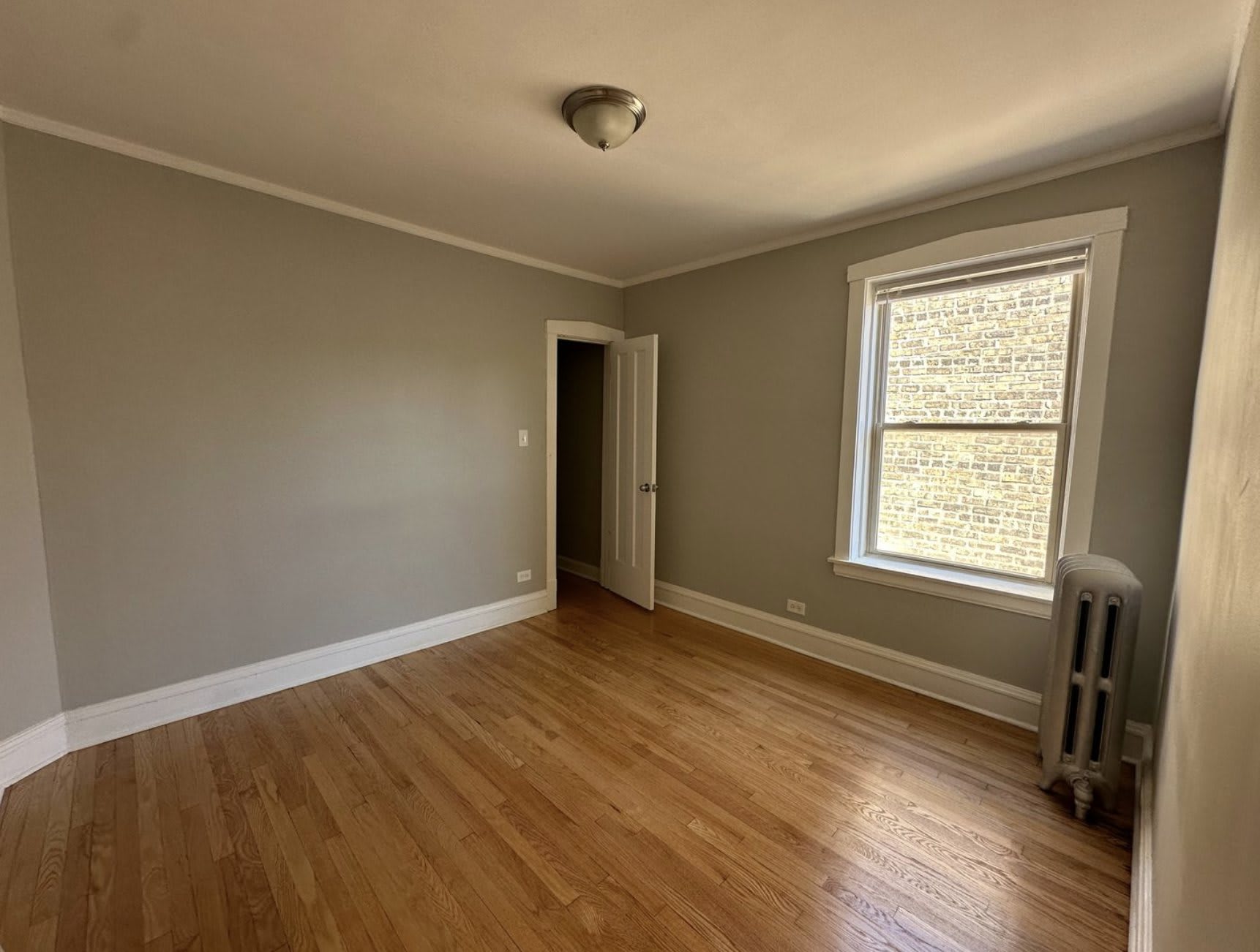 2341 W Rosemont Ave – photo 3